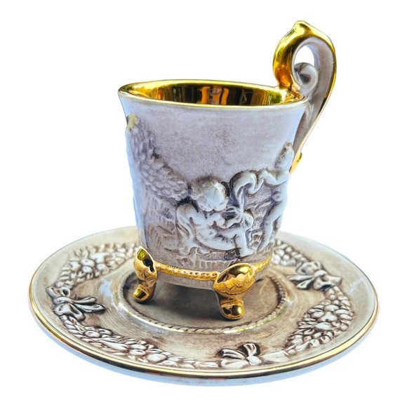 Vintage R. Capodimonte Italy Cherub Angel Gold Trim Tea Cup & Saucer GV - Picture 3 of 10